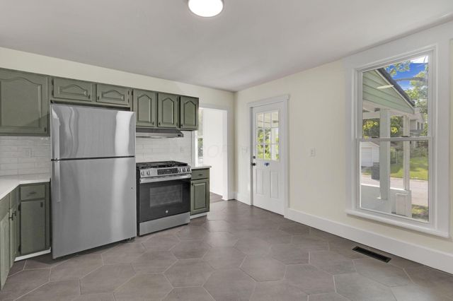 3610-3612 Grove City Road, Grove City, OH 43123