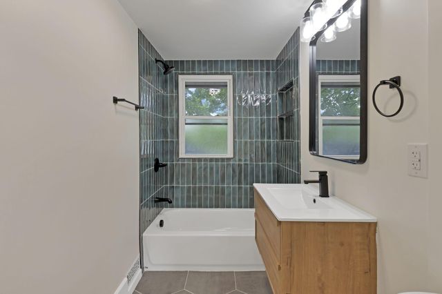 3610-3612 Grove City Road, Grove City, OH 43123