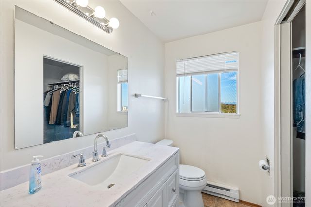 318 3rd Avenue S, Edmonds, WA 98026