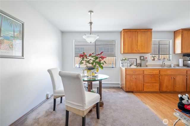 318 3rd Avenue S, Edmonds, WA 98026