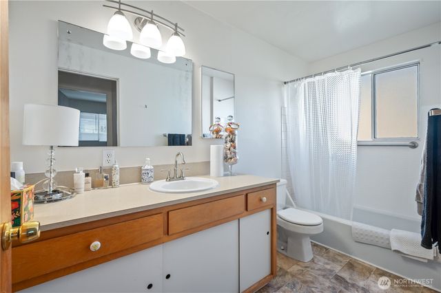 318 3rd Avenue S, Edmonds, WA 98026