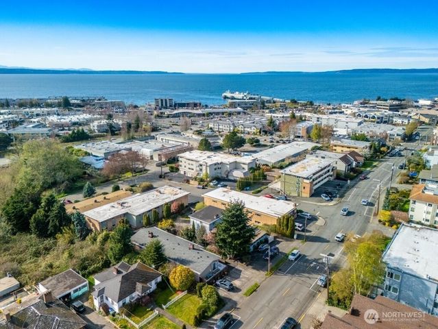 318 3rd Avenue S, Edmonds, WA 98026