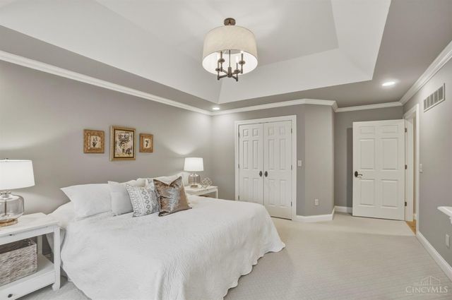 1054 Observatory Point, Hamilton Twp, OH 45039