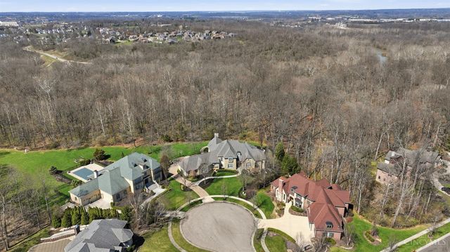 1054 Observatory Point, Hamilton Twp, OH 45039