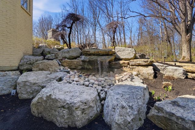 1054 Observatory Point, Hamilton Twp, OH 45039