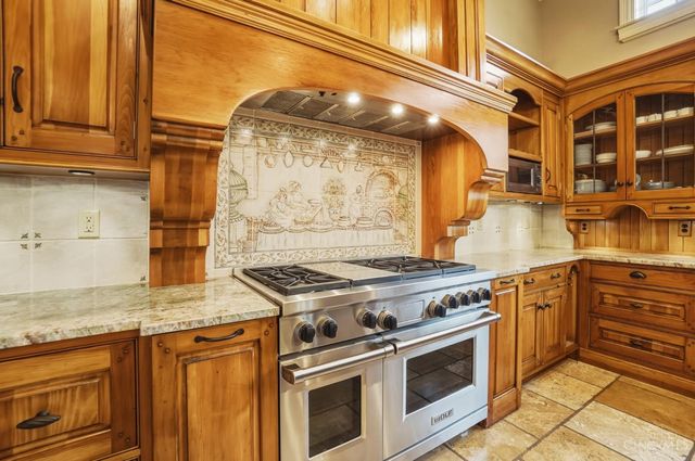 1054 Observatory Point, Hamilton Twp, OH 45039