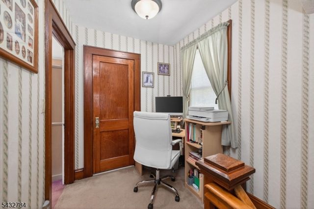 135 Warren Ave, Roselle Park Boro, NJ 07204
