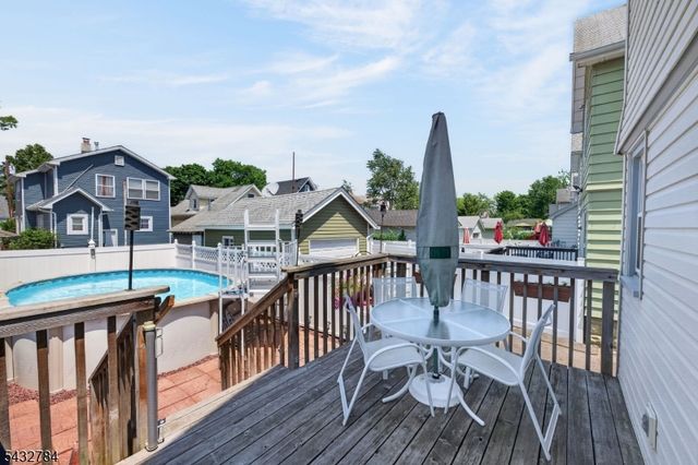 135 Warren Ave, Roselle Park Boro, NJ 07204