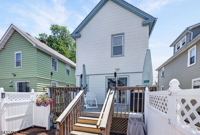135 Warren Ave, Roselle Park Boro, NJ 07204