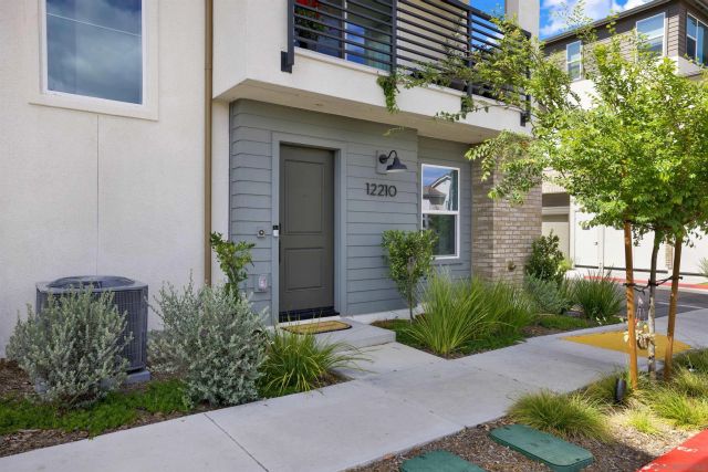 12210 Riley Ln, San Diego, CA 92128