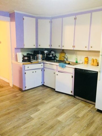 8 Grant 3, Marlborough, MA 01752