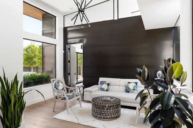 11712 Jamestown Road, Dallas, TX 75230