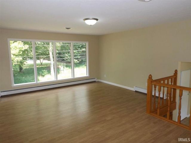 60357 Pembrook Lane, Elkhart, IN 46517
