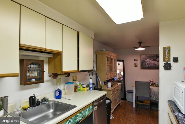 1507 KENSINGTON DR, Hagerstown, MD 21742