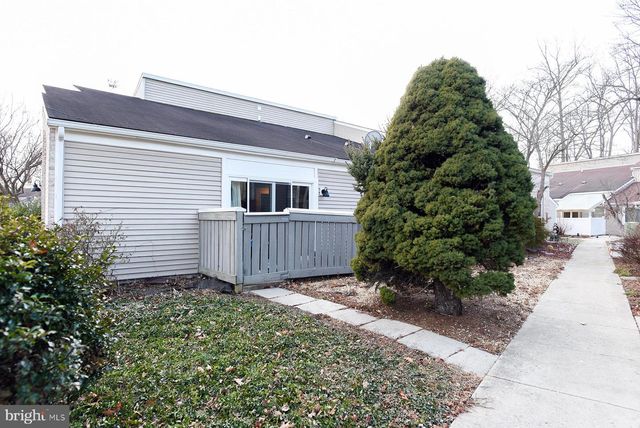 1507 KENSINGTON DR, Hagerstown, MD 21742