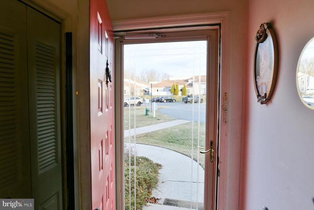 1507 KENSINGTON DR, Hagerstown, MD 21742