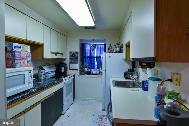 1507 KENSINGTON DR, Hagerstown, MD 21742