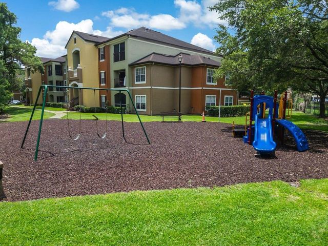 738 CREST PINES DRIVE 726, Orlando, FL 32828
