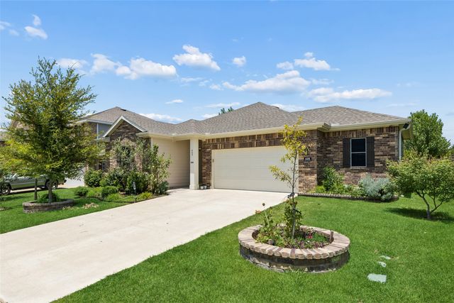 409 Stone Creek Boulevard, Glenn Heights, TX 75154