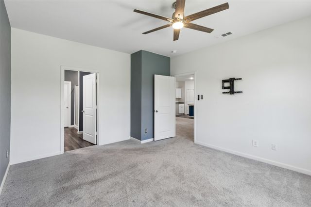 409 Stone Creek Boulevard, Glenn Heights, TX 75154