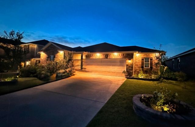 409 Stone Creek Boulevard, Glenn Heights, TX 75154