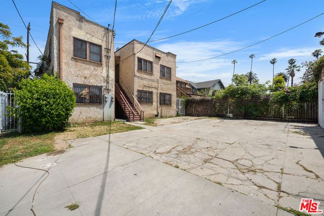 1501 S Ardmore Avenue, Los Angeles, CA 90006