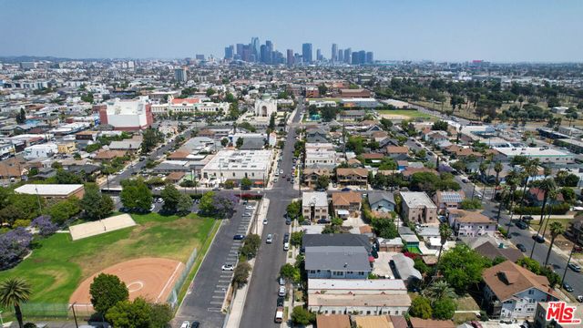 1501 S Ardmore Avenue, Los Angeles, CA 90006