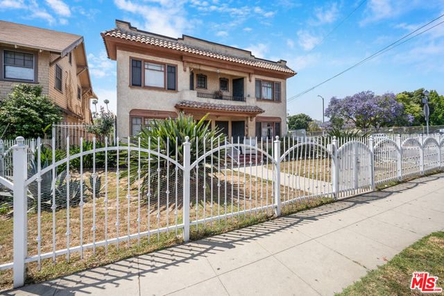 1501 S Ardmore Avenue, Los Angeles, CA 90006