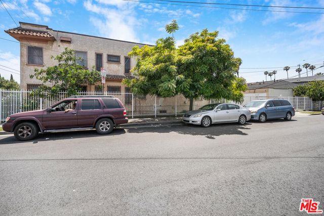 1501 S Ardmore Avenue, Los Angeles, CA 90006