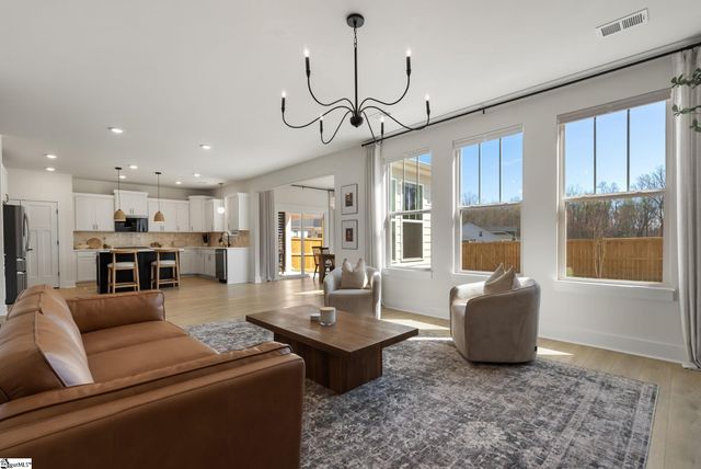 214 Moorish Circle, Simpsonville, SC 29681