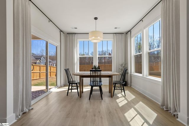 214 Moorish Circle, Simpsonville, SC 29681