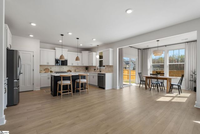 214 Moorish Circle, Simpsonville, SC 29681