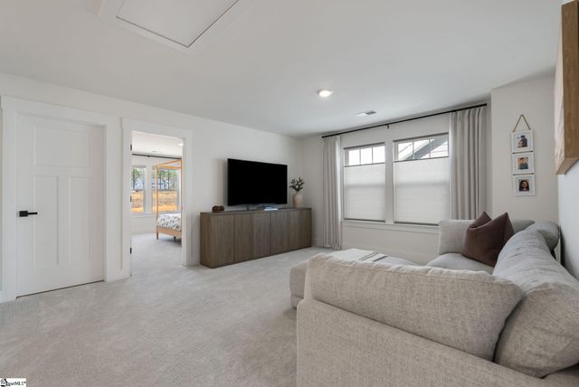 214 Moorish Circle, Simpsonville, SC 29681