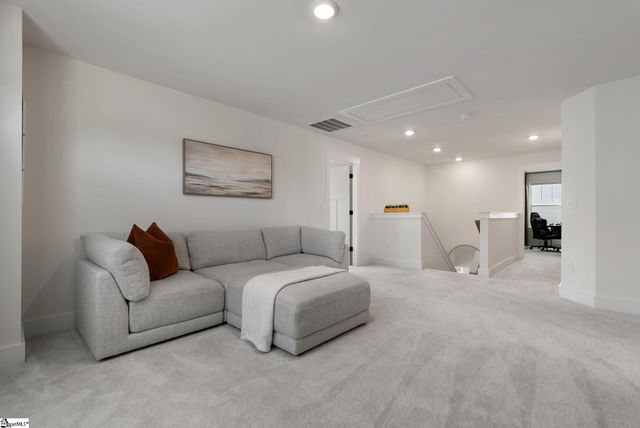 214 Moorish Circle, Simpsonville, SC 29681