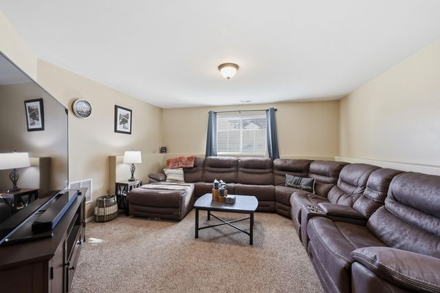19223 E 6th Ave, Spokane Valley, WA 99016