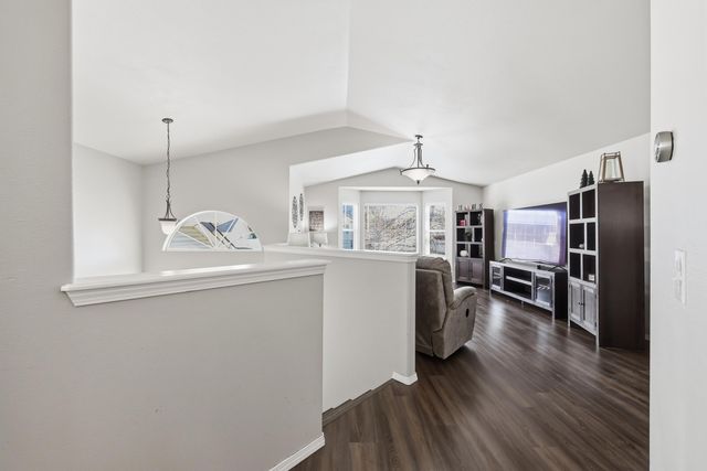 19223 E 6th Ave, Spokane Valley, WA 99016