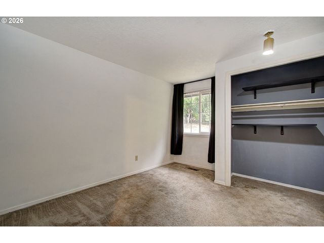 21618 Ne 147TH St, Brush Prairie, WA 98606