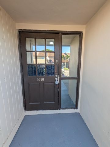 6603 Winfield Boulevard B-10, Margate, FL 33063