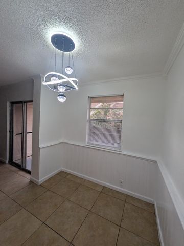 6603 Winfield Boulevard B-10, Margate, FL 33063