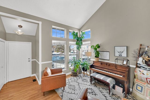 2382 N 450 W, Harrisville, UT 84414