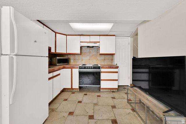 2382 N 450 W, Harrisville, UT 84414