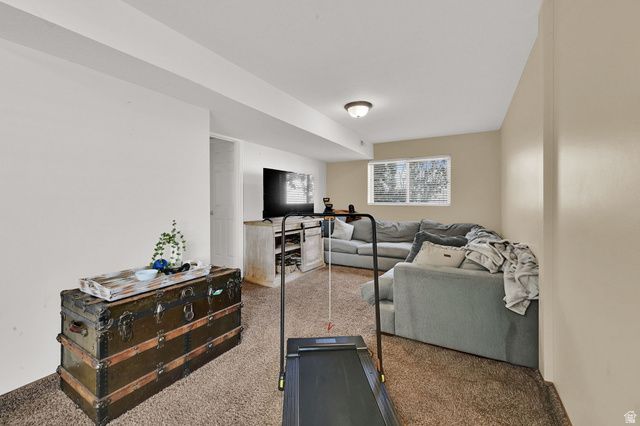 2382 N 450 W, Harrisville, UT 84414