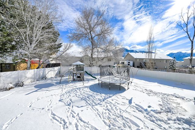 2382 N 450 W, Harrisville, UT 84414