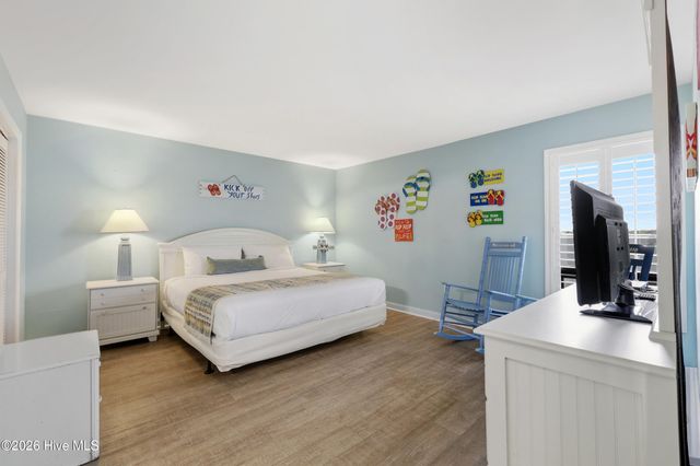 1615 Lake Park Boulevard S Unit 612, Carolina Beach, NC 28428