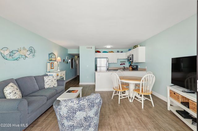 1615 Lake Park Boulevard S Unit 612, Carolina Beach, NC 28428