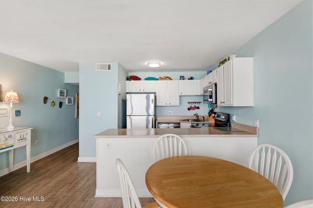 1615 Lake Park Boulevard S Unit 612, Carolina Beach, NC 28428