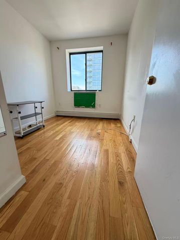 142-21 37th Avenue 5B, Flushing, NY 11354
