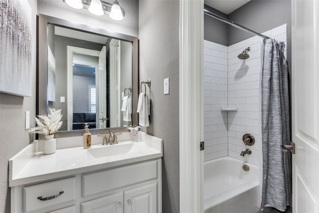 3926 Harrisburg Lane, Celina, TX 75009