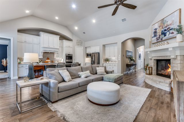 3926 Harrisburg Lane, Celina, TX 75009