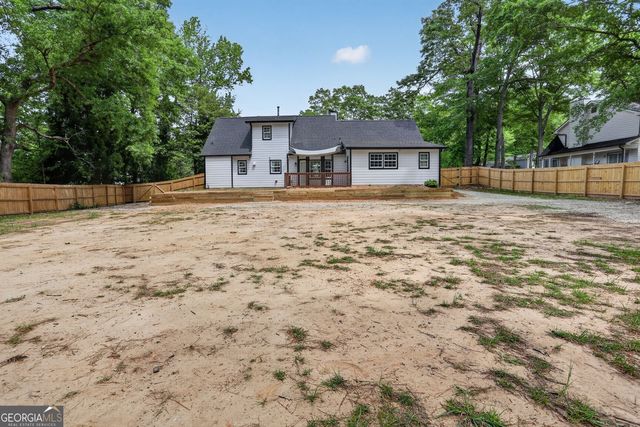 2115 Huntington Drive, Loganville, GA 30052